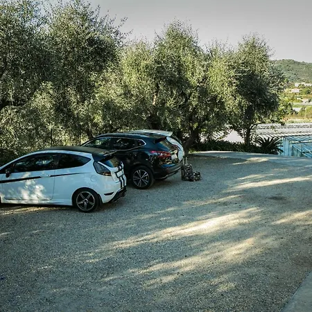 Le Raganelle Vakantieboerderij Oneglia