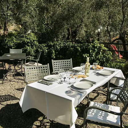 Le Raganelle Farm stay *